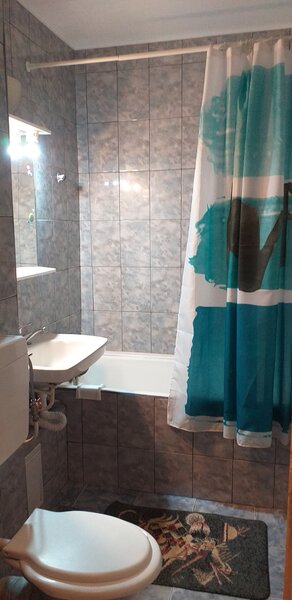 Piata Sudului, Berceni, Sos Oltenitei 73, 6 min. metrou, mall Sun Plaza